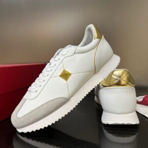 STUD AROUND LOW-TOP CALFSKIN AND NAPPA LEATHER SNEAKER - VLS005