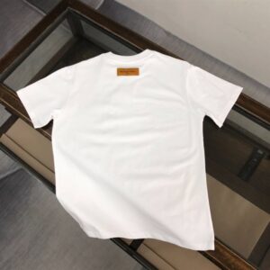 Louis Vuitton T-shirt - LSVT0179