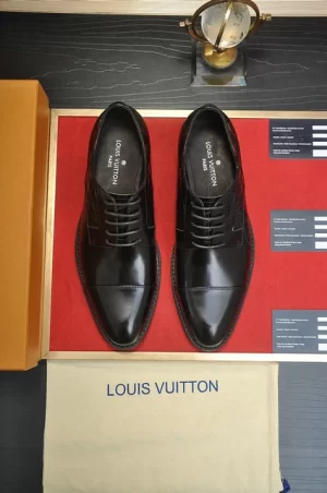 Louis Vuitton Lace-ups Shoes - LLV36