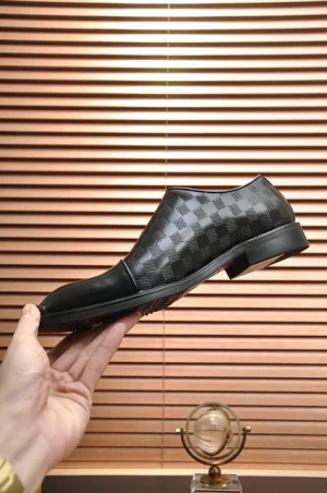 Louis Vuitton Lace-ups Shoes - LLV40