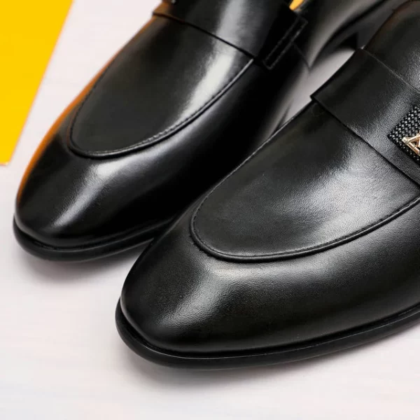 Louis Vuitton Loafers - LLV08