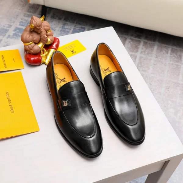 Louis Vuitton Loafers - LLV08