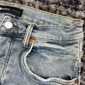 AMIRI JEANS - AJ002