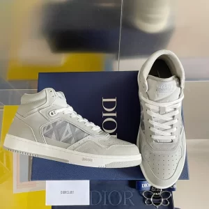 B27 LOW-TOP SNEAKER DIOR GRAY SMOOTH CALFSKIN AND CD DIAMOND CANVAS - CD101