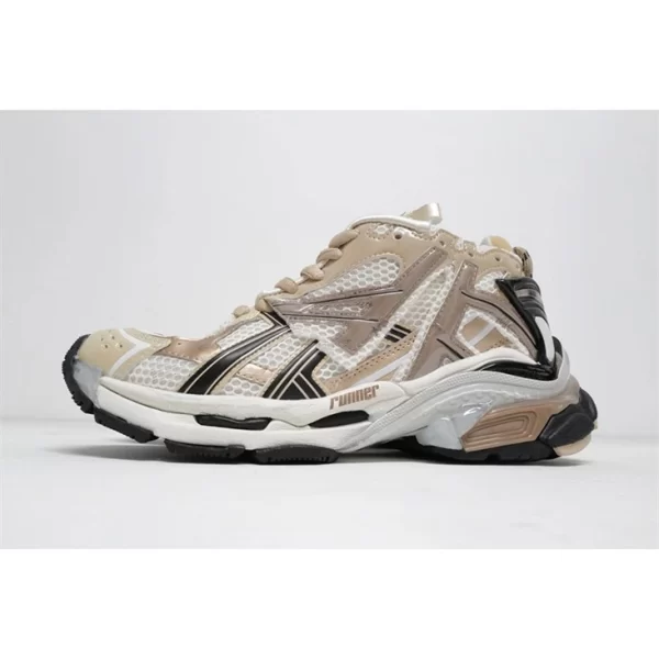 BALENCIAGA RUNNER SNEAKER IN BEIGE - BB134