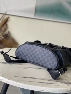 LOUIS VUITTON CHRISTOPHER MM BACKPACK DAMIER GRAPHITE CANVAS - WLM528