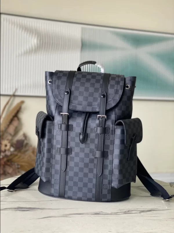 LOUIS VUITTON CHRISTOPHER MM BACKPACK DAMIER GRAPHITE CANVAS - WLM528