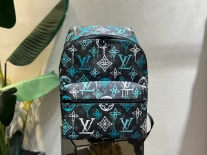 LOUIS VUITTON DISCOVERY BACKPACK MONOGRAM OTHER - WLM522