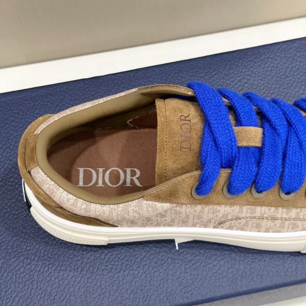 B33 SNEAKER DIOR OBLIQUE JACQUARD AND SUEDE - CD154