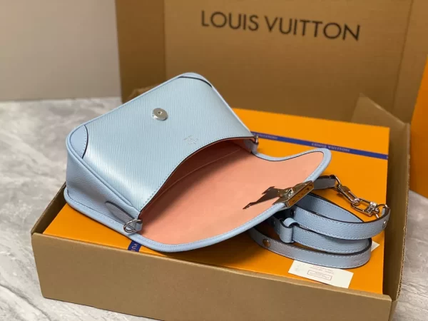 LOUIS VUITTON BUCI BAG - WLM594