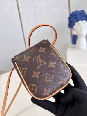 LOUIS VUITTON POCHETTE CANCUN POUCH SHOULDER BAG - WLM599