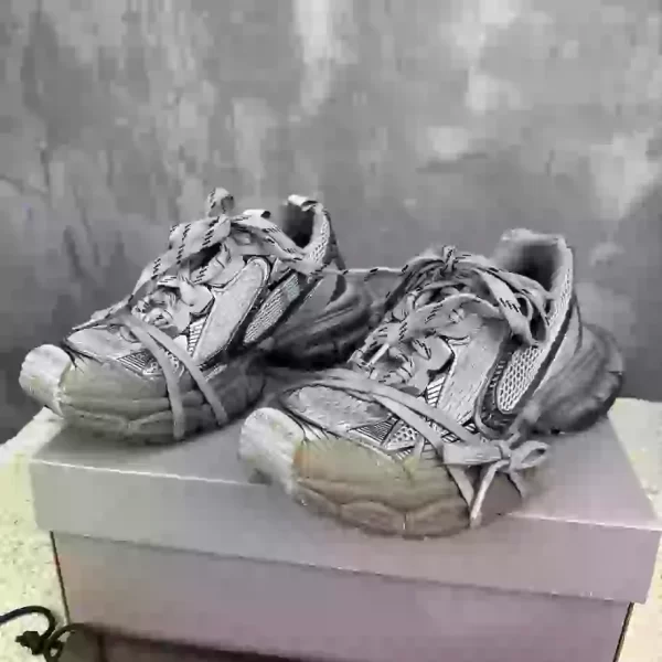 BALENCIAGA 3XL SNEAKER - BB162