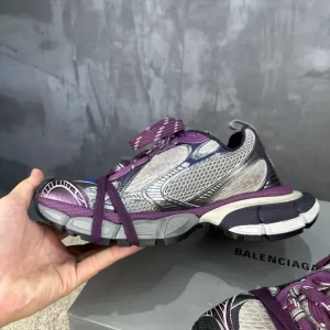 BALENCIAGA WOMEN'S 3XL SNEAKER - BB156