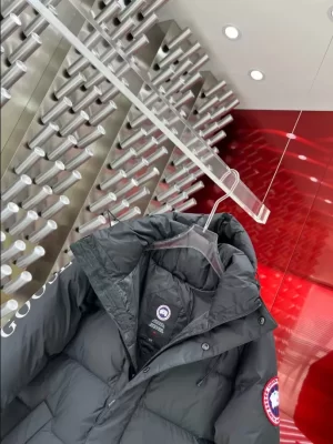 Canada Goose Coats - CG066