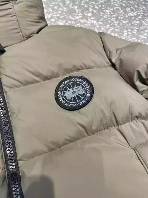 Canada Goose Coats - CG072