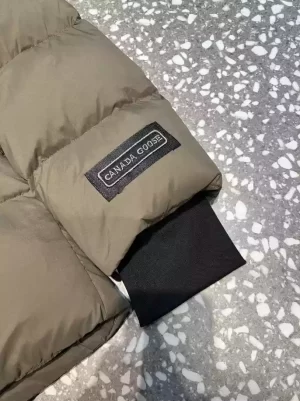 Canada Goose Coats - CG072