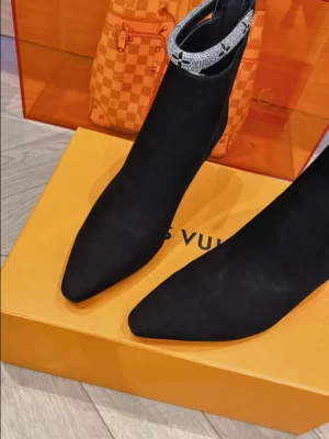 LOUIS VUITTON SPARKLE ANKLE BOOT - WLS008