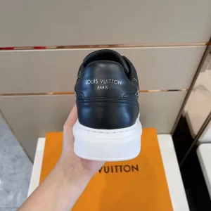 LV BEVERLY HILLS SNEAKER – LSVT304