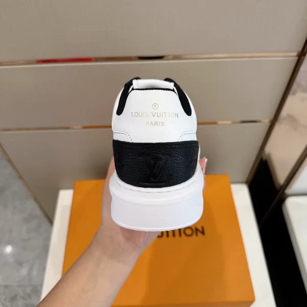 LV BEVERLY HILLS SNEAKER – LSVT309