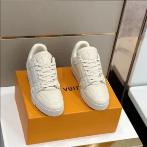 LV LV TRAINER SNEAKER