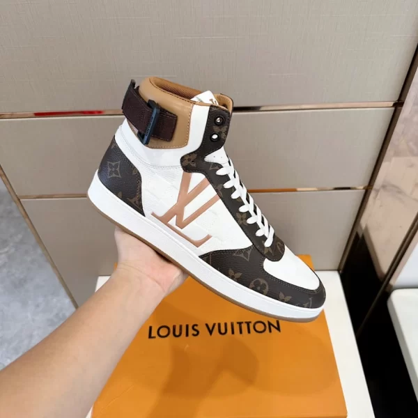 LV RIVOLI HIGH-TOP SNEAKER – LSVT316