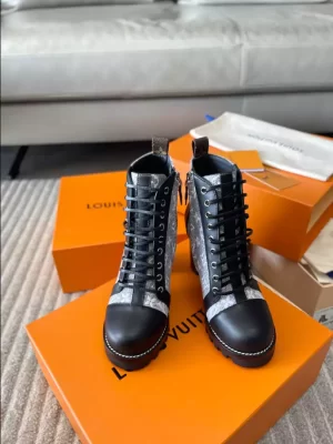 LV STAR TRAIL ANKLE BOOT - WLS038