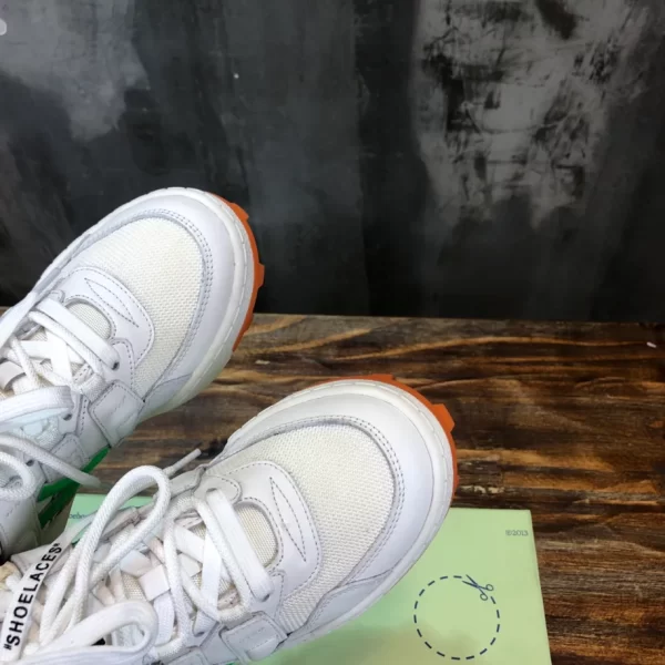 Off-White Mountain Cleats Sneakers - OFF63