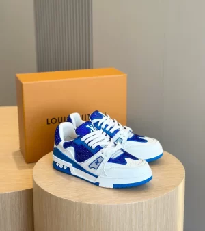 LOUIS VUITTON SNEAKER – LSVT324