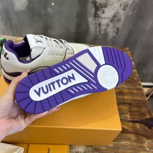 LV TRAINER SNEAKER – LSVT322