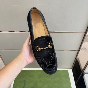 Gucci Jordaan GG Velvet Loafer – LGC008