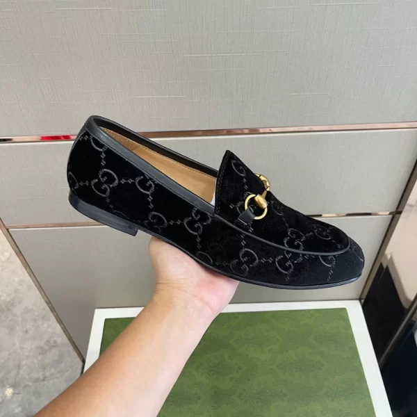 Gucci Jordaan GG Velvet Loafer – LGC008