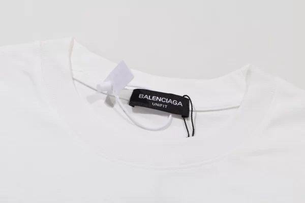 Balenciaga T-shirt - BBS089