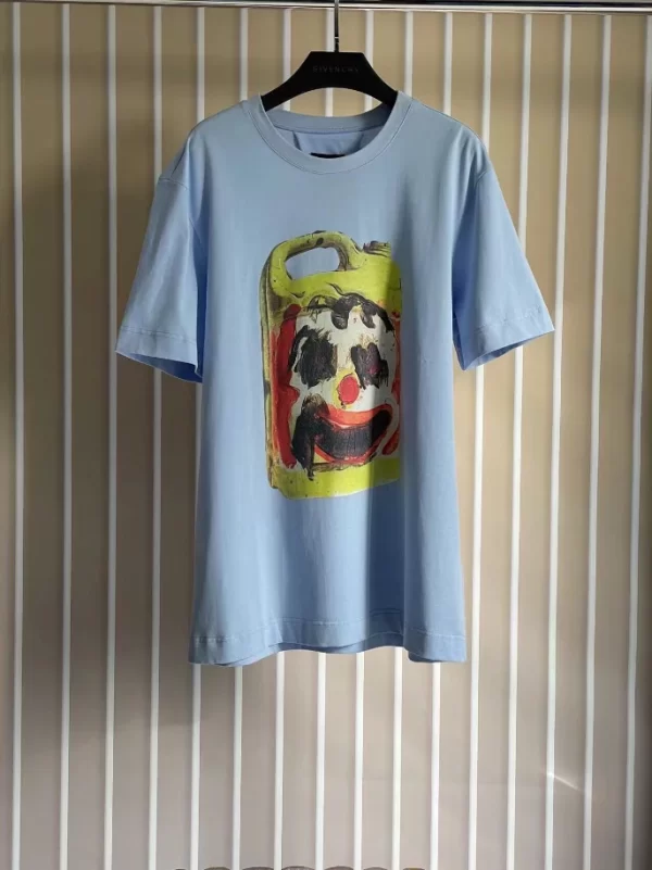 Givenchy T-shirt - GVS51