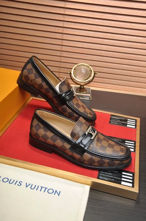 Louis Vuitton Loafers - LLV57