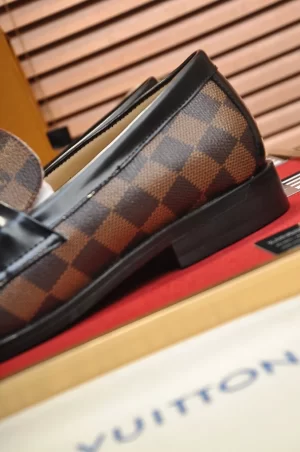 Louis Vuitton Loafers - LLV57