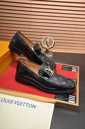 Louis Vuitton Loafers - LLV70