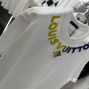 Louis Vuitton T-shirt - LSVT0235