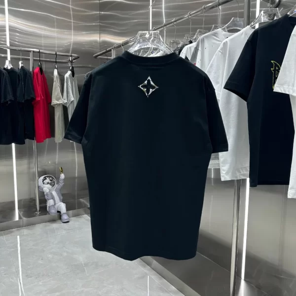 Louis Vuitton T-shirt - LSVT0241