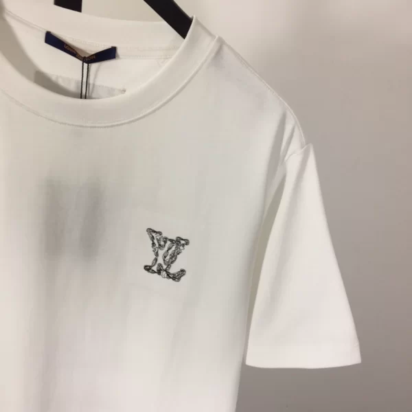 Louis Vuitton T-shirt - LSVT0246