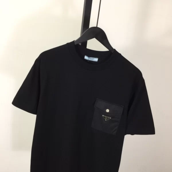 Prada T-shirt - PRT018