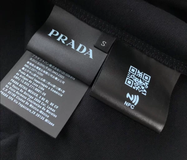 Prada T-shirt - PRT023