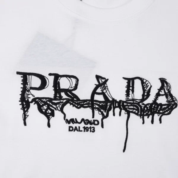 Prada T-shirt - PRT026