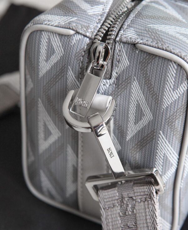 DIOR LINGOT 22 BAG GRAY CD DIAMOND CANVAS - DR013