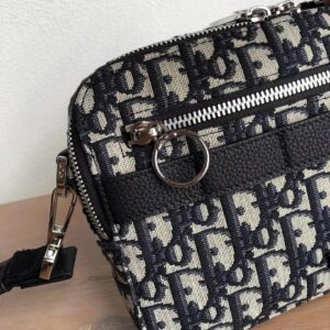 DIOR OBLIQUE SAFARI MESSENGER - DR022