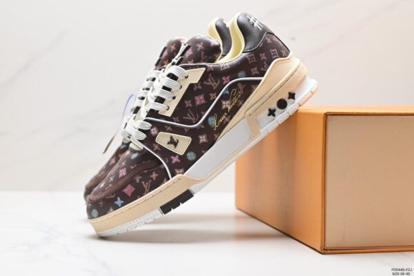 LV TRAINER SNEAKER – LSVT353