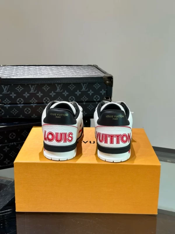 LOUIS VUITTON TRAINER SNEAKERS – LSVT356