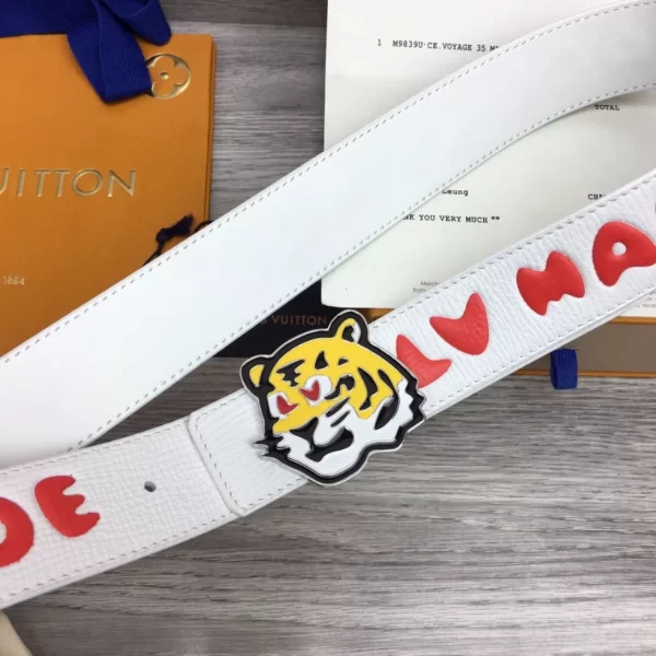 LOUIS VUITTON X NIGO DENIM 40MM REVERSIBLE BELT IN WHITE - B0121