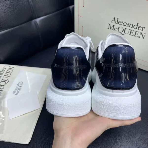 ALEXANDER MCQUEEN OVERSIZED SNEAKER - AM35