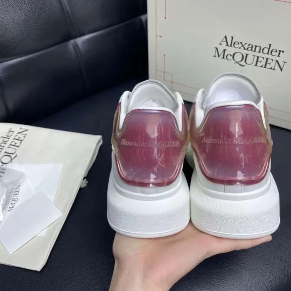 ALEXANDER MCQUEEN OVERSIZED SNEAKER - AM36