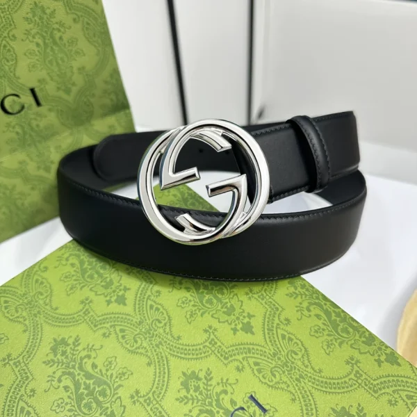 BELT WITH INTERLOCKING G BUCKLE - B0147